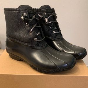 Sperry Saltwater Sparkle Black and Silver / Pewter Duck Boots New in Box 9 or 8